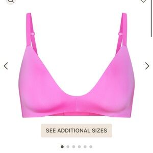 NWT skims wireless bra